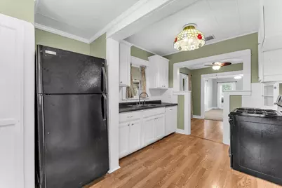 302 W Billington Drive, Robinson, TX 76706 - Photo 8