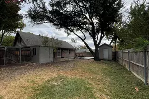 1310 Doncaster St, Irving, TX 75062 - Photo 6