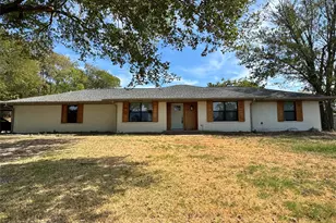 24 Lovers Ln, Forney, TX 75126 - Photo 1