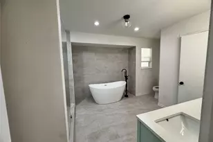 24 Lovers Ln, Forney, TX 75126 - Photo 10