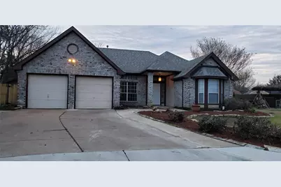 4234 Briar Hill Drive, Grand Prairie, TX 75052 - Photo 10