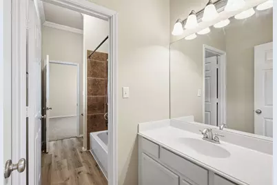 750 Village Green Drive, DeSoto, TX 75115 - Photo 22