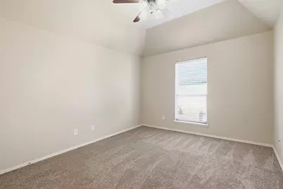 750 Village Green Drive, DeSoto, TX 75115 - Photo 32