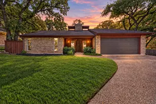 1600 Craighton Ct, Arlington, TX 76012 - Photo 1