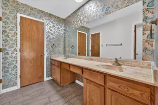 1600 Craighton Ct, Arlington, TX 76012 - Photo 22