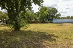 128 Columbia St, Cleburne, TX 76031 - Photo 1