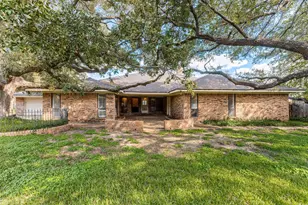 3716 Stoney Creek Rd, Fort Worth, TX 76116 - Photo 24