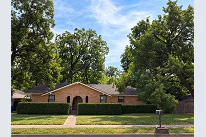 424 Lakewood Drive, DeSoto, TX 75115 - Photo 1