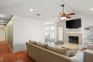 709 Basset Locke Dr, Fort Worth, TX 76108 - Photo 6