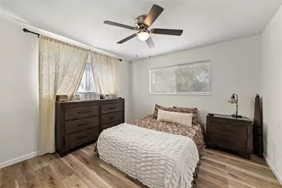 140 Shirley Drive, Lacy Lakeview, TX 76705 - Photo 10