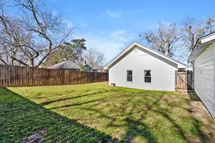 605 Dallas St, Winona, TX 75792 - Photo 12