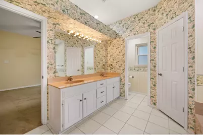 3804 Berkshire Court, Bedford, TX 76021 - Photo 24