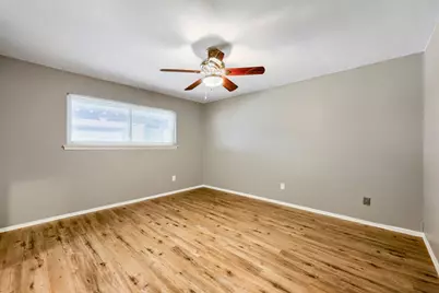 22 E Townhouse Lane #31, Grand Prairie, TX 75052 - Photo 12