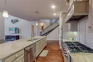 112 Spear Ct, Irving, TX 75063 - Photo 12