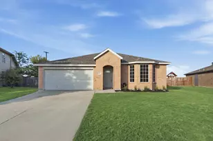 1627 Sequoia Dr, Krum, TX 76249 - Photo 1