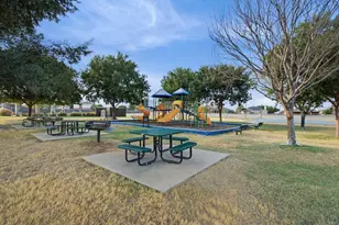 1627 Sequoia Dr, Krum, TX 76249 - Photo 32
