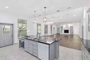 2541 Town View Dr, Cedar Hill, TX 75104 - Photo 16
