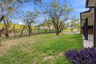 2541 Town View Drive, Cedar Hill, TX 75104 - Photo 2