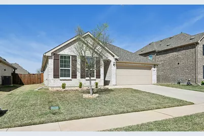 1521 Quentin Drive, Aubrey, TX 76227 - Photo 4