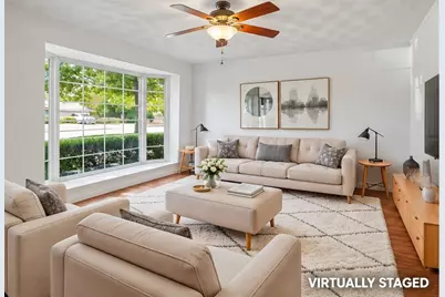 1228 Farnham Court E, Irving, TX 75062 - Photo 38