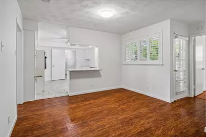 1228 Farnham Court E, Irving, TX 75062 - Photo 14