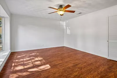 1228 Farnham Court E, Irving, TX 75062 - Photo 8