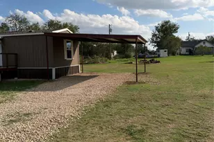 312 E Jasper, Jacksboro, TX 76458 - Photo 2