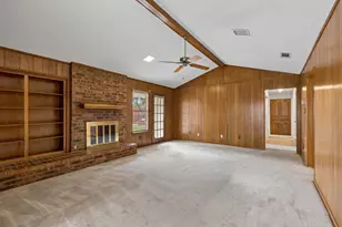3815 Spring Hollow Dr, Carrollton, TX 75007 - Photo 8