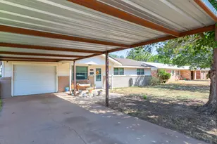 1528 Sunset St, Merkel, TX 79536 - Photo 4