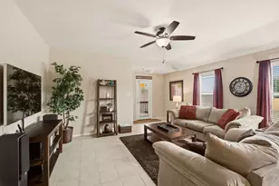 800 Amber St, Princeton, TX 75407 - Photo 8