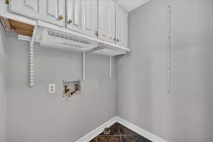 4603 N Oconnor Ct, Irving, TX 75062 - Photo 32