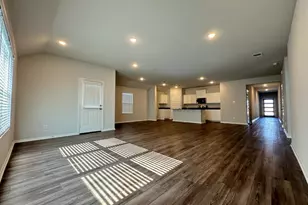 2018 Sycamore Rdg Trl, Van Alstyne, TX 75495 - Photo 4