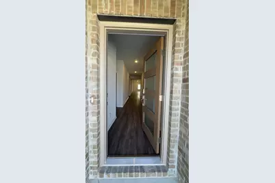 2018 Sycamore Ridge Trail, Van Alstyne, TX 75495 - Photo 2