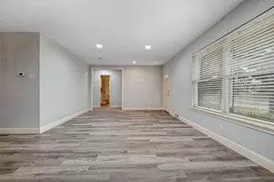 1585 E Kiest Blvd, Dallas, TX 75216 - Photo 14
