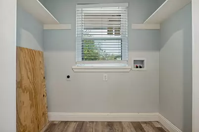 1585 E Kiest Boulevard, Dallas, TX 75216 - Photo 22