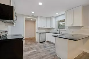 1585 E Kiest Blvd, Dallas, TX 75216 - Photo 8