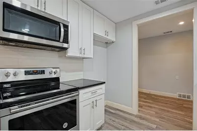 1585 E Kiest Boulevard, Dallas, TX 75216 - Photo 12