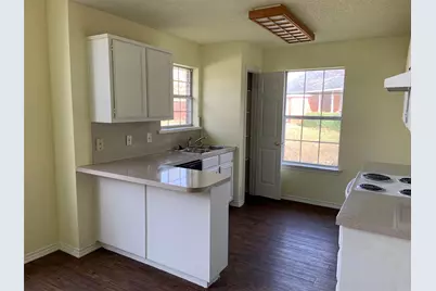 816 Brittany Drive, Denton, TX 76209 - Photo 6