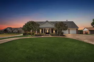 107 N Westlake Dr, Leonard, TX 75452 - Photo 2
