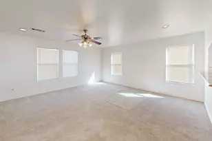 8133 Elvis Ct, Fort Worth, TX 76134 - Photo 4