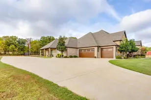 1025 County Rd 913, Joshua, TX 76058 - Photo 8