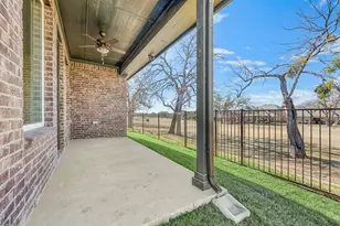 12267 Ross Calhoun Dr, Fort Worth, TX 76179 - Photo 18