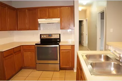 5920 Lovingham Court, Arlington, TX 76017 - Photo 6