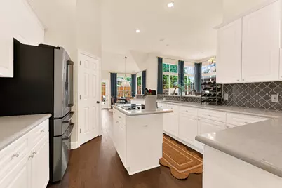 6429 Glenhollow Drive, Plano, TX 75093 - Photo 12