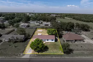614 E Fm 272, Celeste, TX 75423 - Photo 1