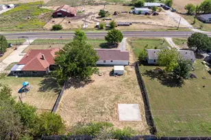 614 E Fm 272, Celeste, TX 75423 - Photo 22