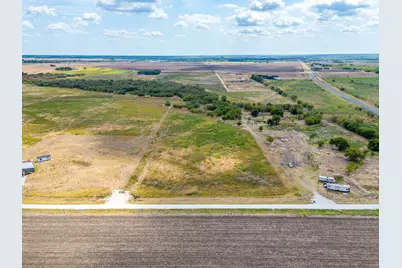 1627 Hill County Road 4242 N, Itasca, TX 76055 - Photo 2