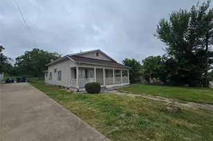212 E 4th St, Keene, TX 76059 - Photo 26