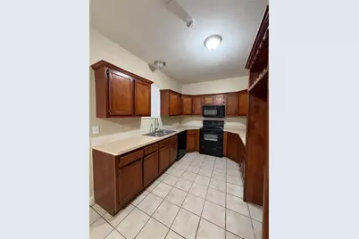 212 E 4th Street, Keene, TX 76059 - Photo 4