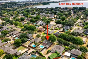 4005 Baywatch Dr, Rowlett, TX 75088 - Photo 2